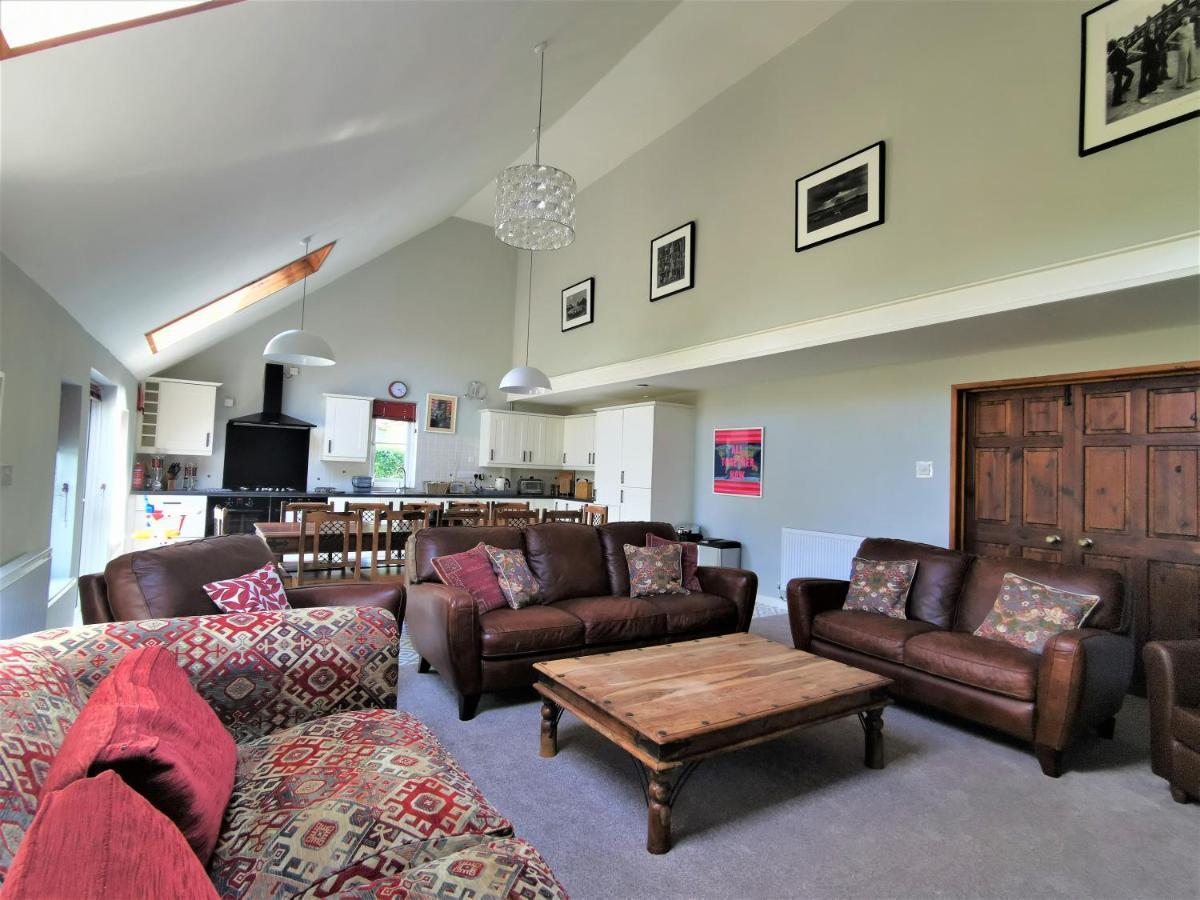 Wellstone - Honey Coach House Llanfyrnach